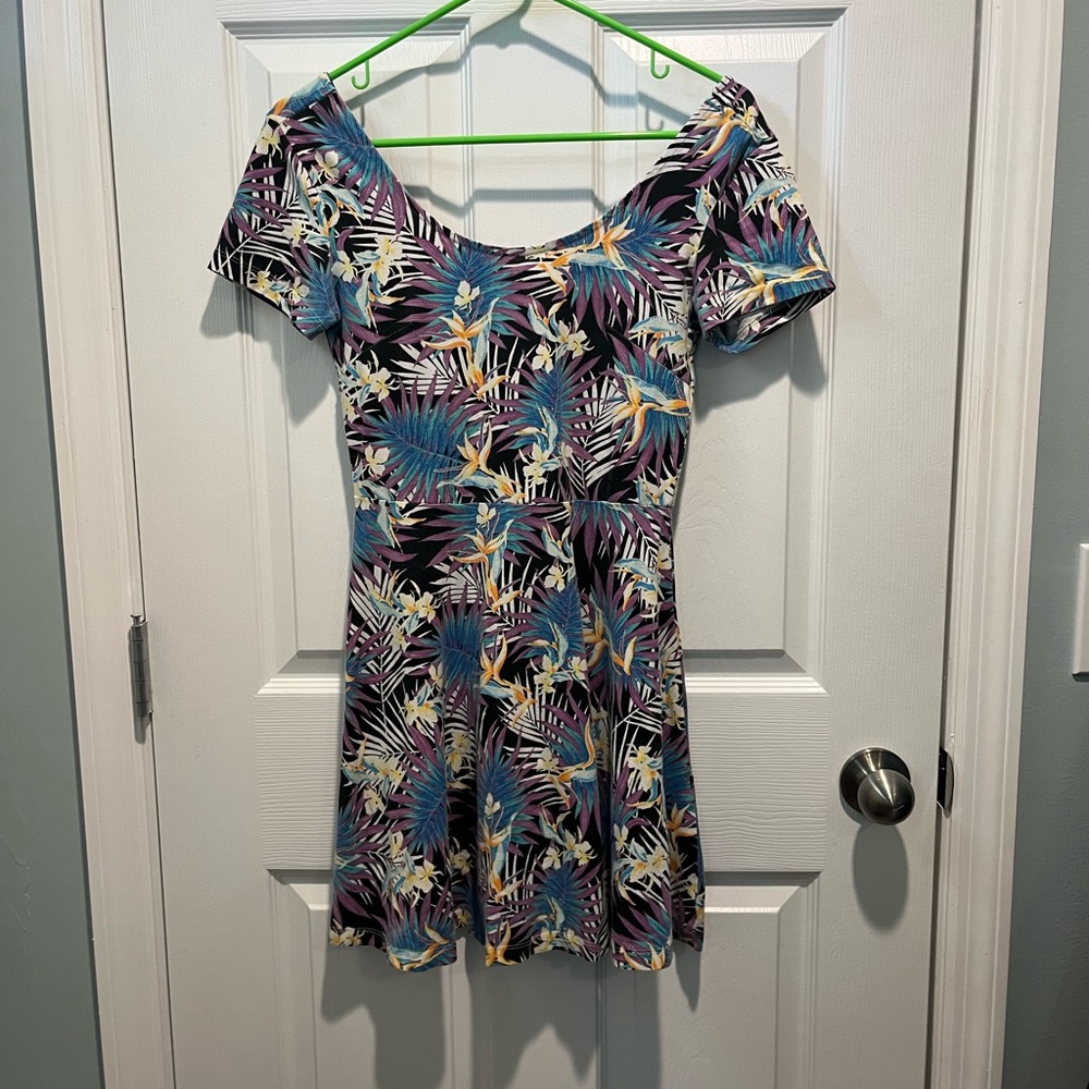 Forever 21 - Floral Skater Dress - Size Medium